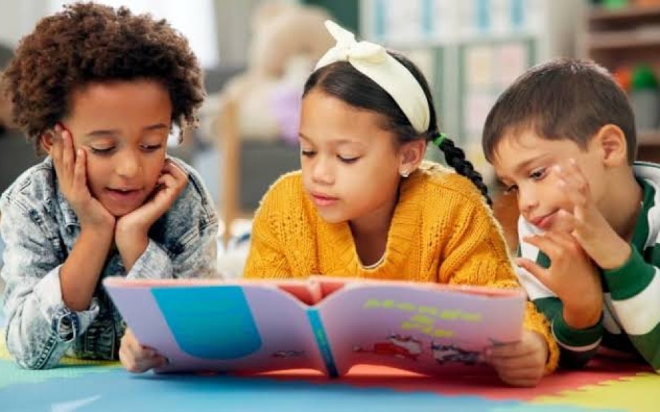 Histórias que nos formam: o poder dos livros em todas as idades