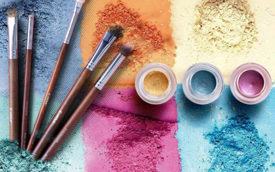 Maquiagem colorida: use e abuse das cores sem medo!