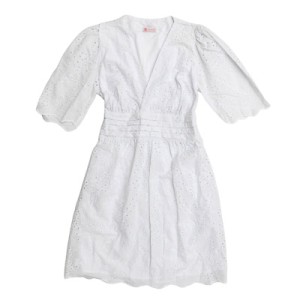 VESTIDO DE LASE BRANCO