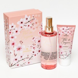 KIT FLOR DE CEREJEIRA ( HIDRATANTE 100ML + BODY SPLASH 250 ML)