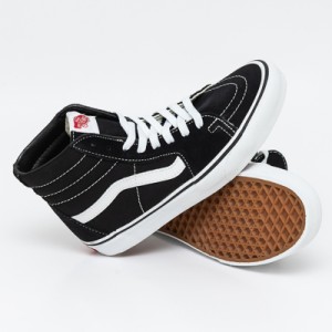 TÊNIS SK8-HI BLACK WHITE
