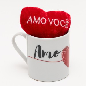 MINI CANECA COM CORAÇÃO