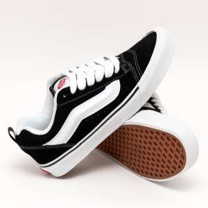 VANS KNU SKOOL