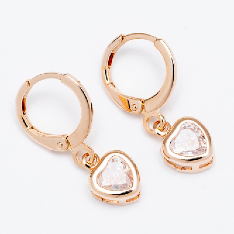 ARGOLA FORMATO DE CORAÇÃO ZIRCONIA